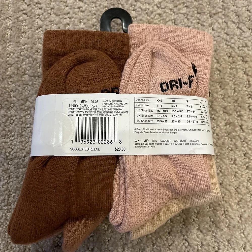 Nike Youth Size 10C-3Y Dri-Fit 6 Pairs Cushioned Crew Socks XS 5-7 Natural Brown